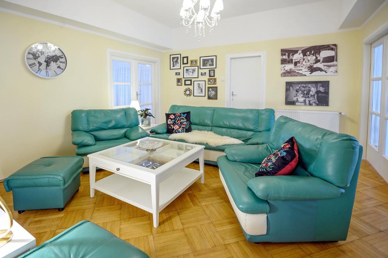 Apartment Alexis Bratislava Buitenkant foto