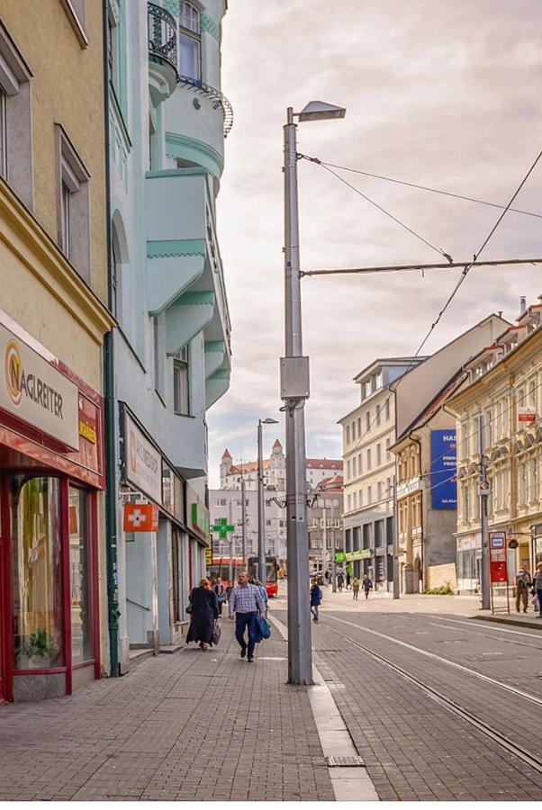 Apartment Alexis Bratislava Buitenkant foto